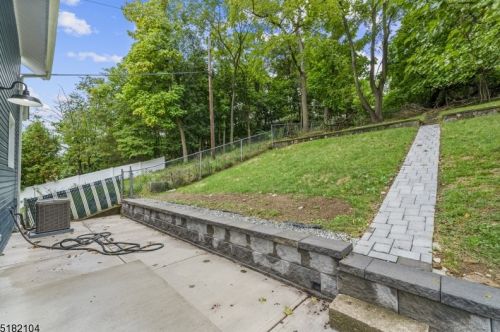 156 Barnert Ave, Paterson NJ  07512-1640 exterior