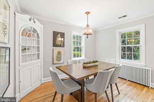 6331 31st Pl, Washington, DC 20015-2347