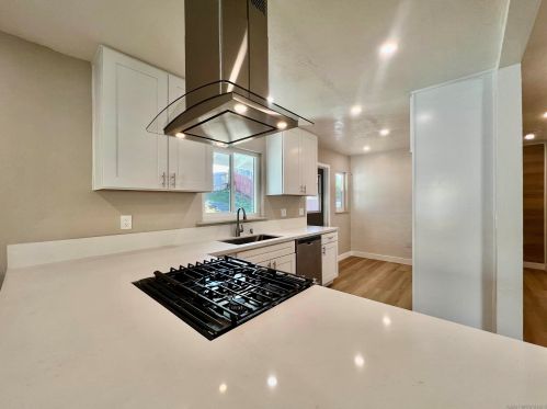 2458 Calle Tortuosa, San Diego, CA 92139-2340