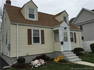 44 Goodrich St, Hartford, CT 06114-2612