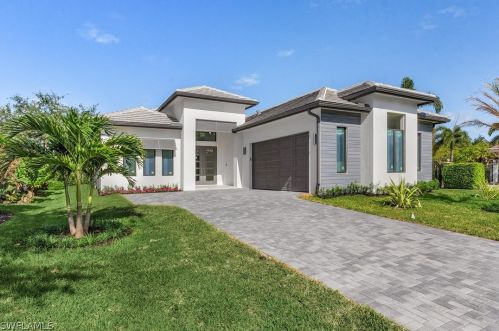 6805 Il Regalo Cir, Naples FL  34109-6818 exterior