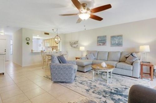 6168 Georgetown Pl, Hobe Sound FL 33455-7344 exterior