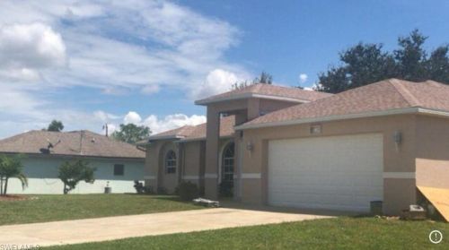 402 15th Ter, Cape Coral, FL 33909-1103