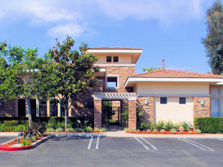 2 Enterprise, Laguna Beach CA  10315-6028 exterior