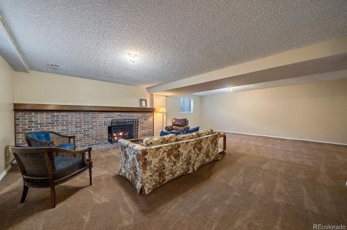 7815 Kettle Ave, Englewood CO 80112-2627 exterior