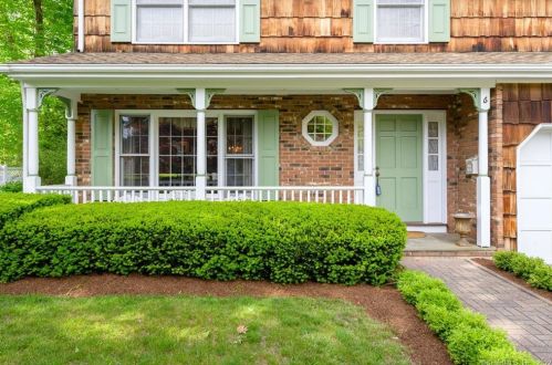 6 Janice Rd, Stamford, CT 06905-2313