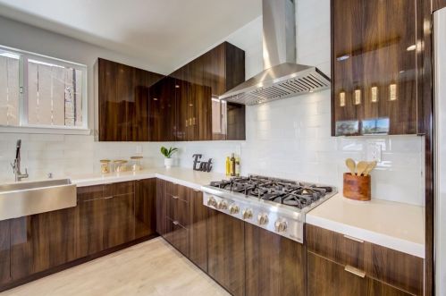 2624 Inyo Ave, Oakland CA  94601-1324 exterior