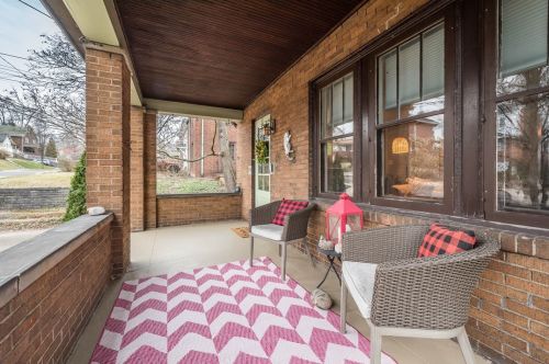 265 Cedar Blvd, Pittsburgh PA  15228-1315 exterior