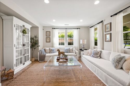 45730 Shasta Ln, Temecula CA  92592-1383 exterior