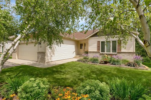 3122 Crescent Ridge Trl, Saint Cloud, MN 56301-5683