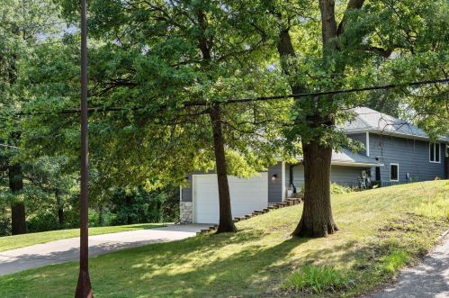675 Burlington Rd, Saint Paul, MN 55119-5321