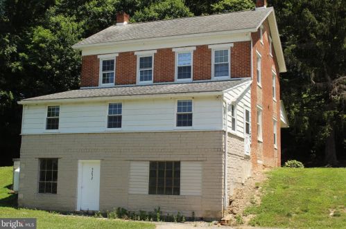 5252 Hillclimb Rd, Spring Grove PA  17362-8387 exterior