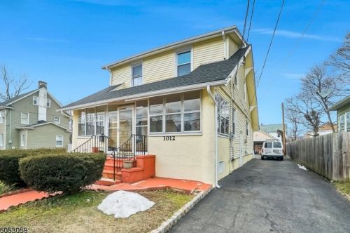 1012 6th St, Plainfield, NJ 07063-1432