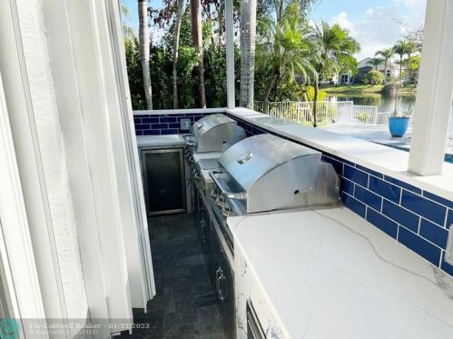 3591 177th Ave, Hollywood FL  33029-1666 exterior