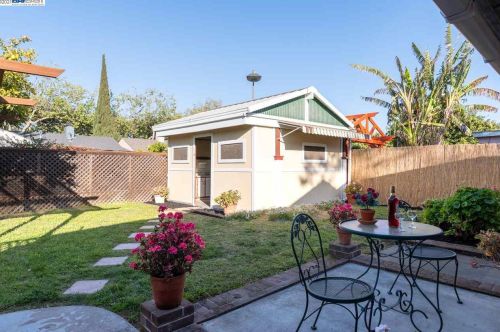 16172 Hesperian Blvd, San Lorenzo, CA 94580-2452