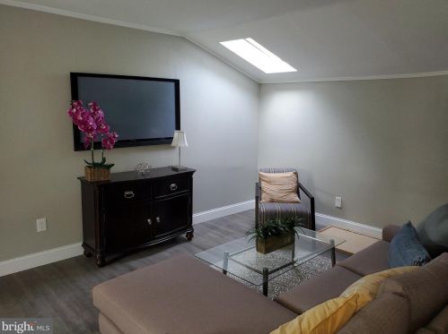 28 Buckingham Dr, Willingboro NJ  08046-1623 exterior