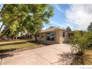 820 Nome St, Denver CO  80010-4170 exterior