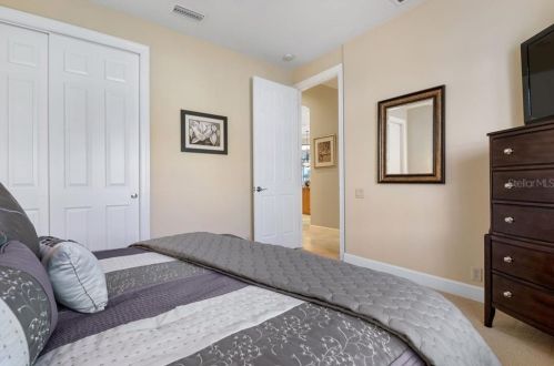 12713 Grand Traverse Dr, Dade City FL 33525-8230 exterior