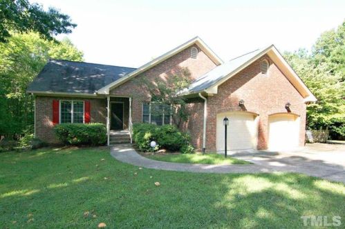 1664 Fern Hollow Dr, Franklinton, NC 27525-9755