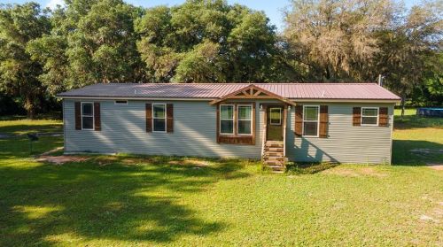 12340 Maricamp Rd, Ocklawaha, FL 32179-7831