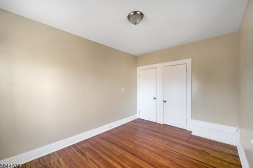 35 Laventhal Ave, Irvington NJ  07111-2841 exterior