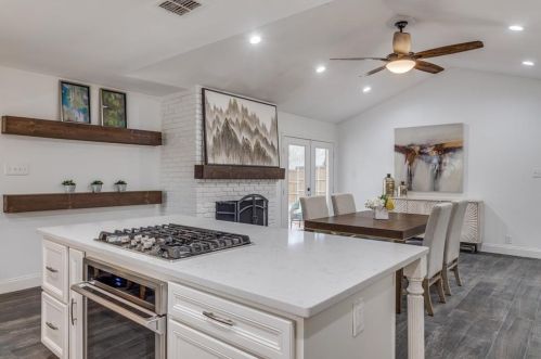1306 Glen Cove Dr, Richardson TX  75080-3727 exterior