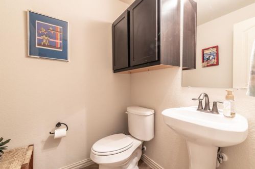 6920 Carrington Ln, Fort Worth TX  76137-7557 exterior