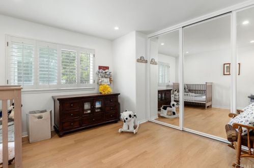 5 Lafayette Ct, Manhattan Beach CA  90266-7212 exterior