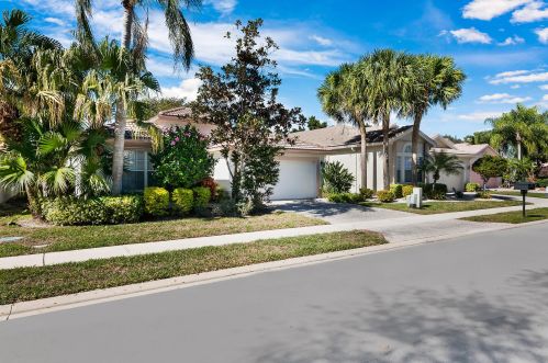 6552 Malta Dr, Boynton Beach, FL 33437-7042