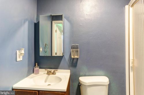 6123 Blue Stone Ave, Harrisburg PA 17112-2352 exterior