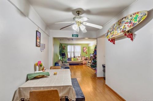 749 231st St, Bronx, NY 10466-4148