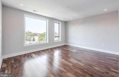 846 American St, Philadelphia PA  19123-2208 exterior