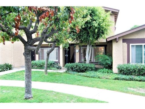 8502 Elburg St, Paramount, CA 90723-2831