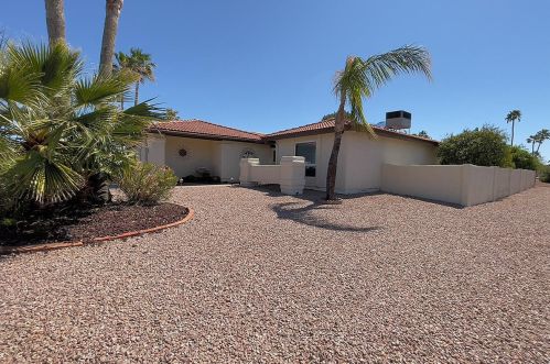 10301 Silvertree Ct, Chandler, AZ 85248-6894