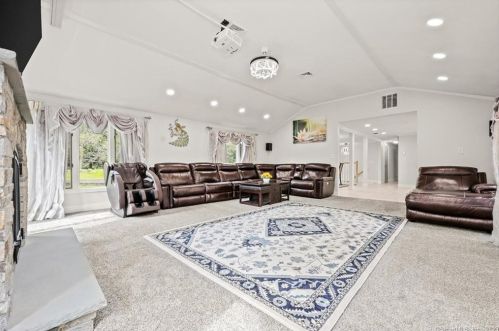 156 Summit Dr, North Branford CT  06471-1234 exterior
