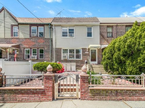 2553 Westervelt Ave, Bronx, NY 10469-6121