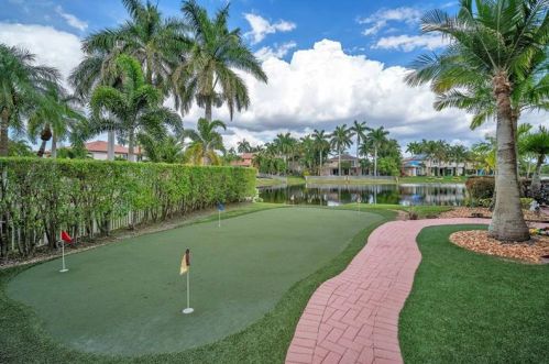 1333 175th Way, Hollywood FL  33029-4824 exterior