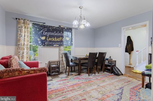 6012 Kerrwood St, Springfield, VA 22015-3600