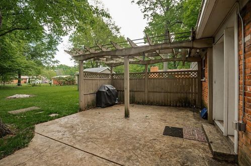 1164 Teakwood Dr, Milford OH  45150-2141 exterior