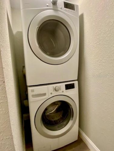 4306 Newgate Ave, Tarpon Springs FL  34691-1707 exterior