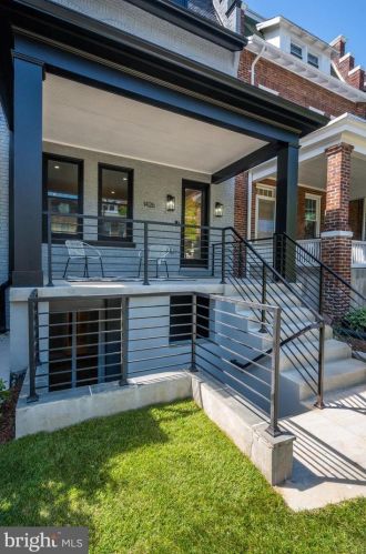 1426 Crittenden St, Washington, DC 20011-4339