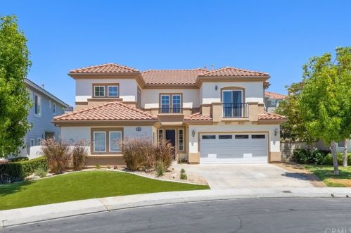 31 Eisenhower Ln, Trabuco Canyon, CA 92679-5029