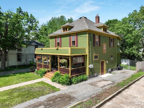 609 Cascade St, East Farmington, WI 54020-8005