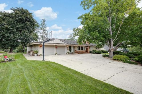 20 Valley Ln, Hastings MN  55033-3332 exterior