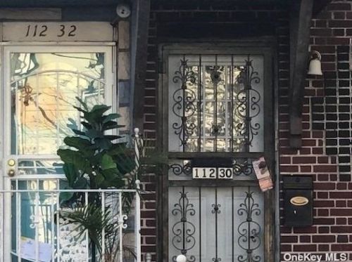 112-30 197th St, Jamaica, NY 11412-1404