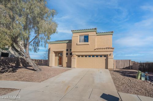 5535 Crimson Thorn Dr, Tucson, AZ 85757-7537