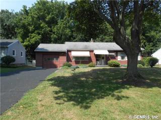 192 Bayberry Ln, Rochester, NY 14616-3721