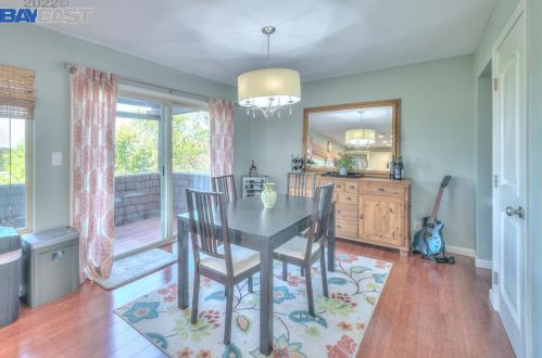 138 Thistle Way, Pacheco CA  94553-5810 exterior