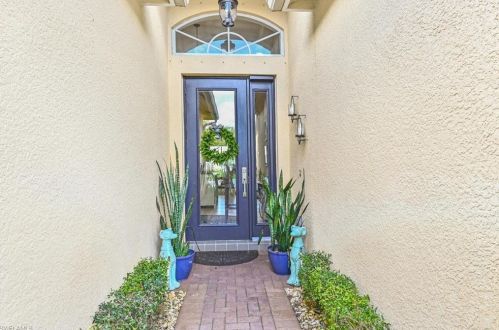 6748 Marbella Ln, Naples, FL 34105-5031