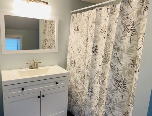 93 Hazard Ave, Warwick RI  02889-9403 exterior